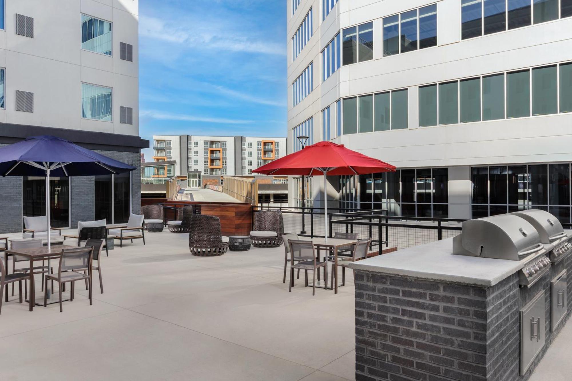 Homewood Suites By Hilton Newport Cincinnati エクステリア 写真